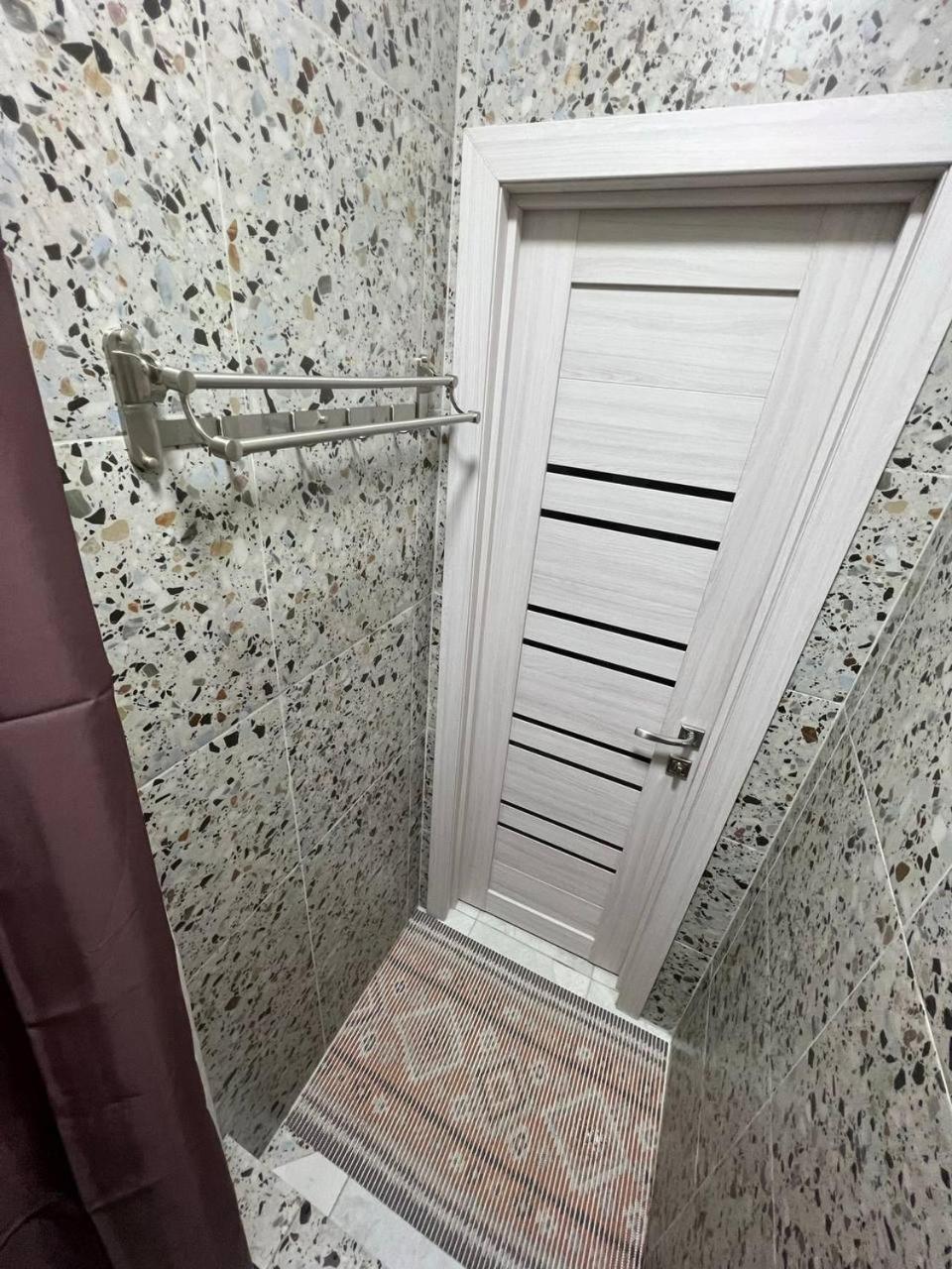 A Pousada Рой Almaty Exterior foto